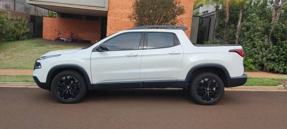 FIAT TORO 1.3 TURBO 270 FLEX VOLCANO AT6
